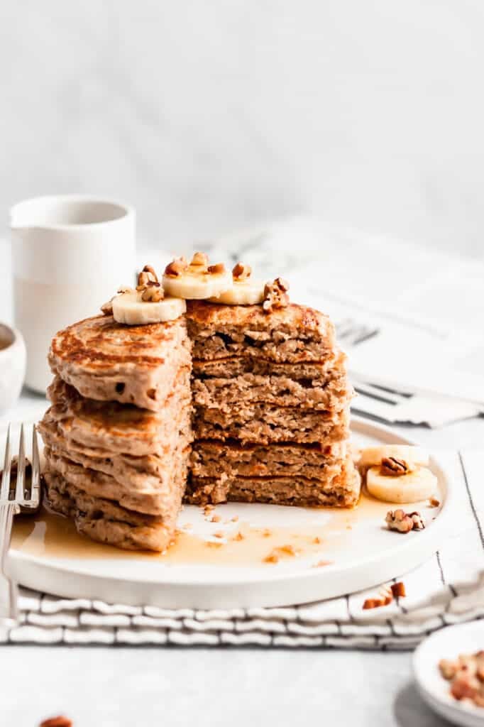The most magical Whole Wheat Pancakes Recipe for cozy Sunday mornings! Oh so fluffy 100% whole grain goodness meant for maple syrup.