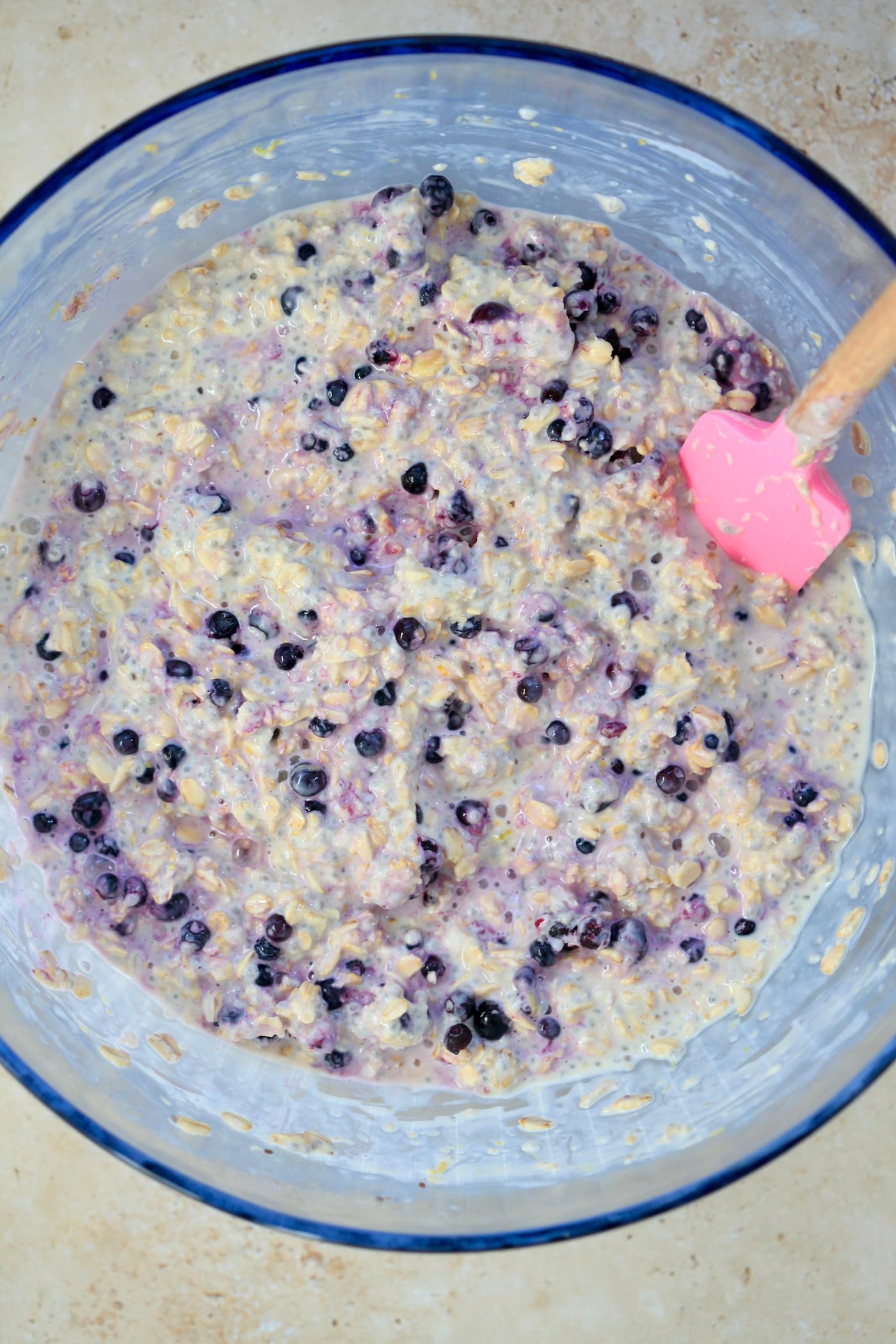 thickened oats with blueberries.