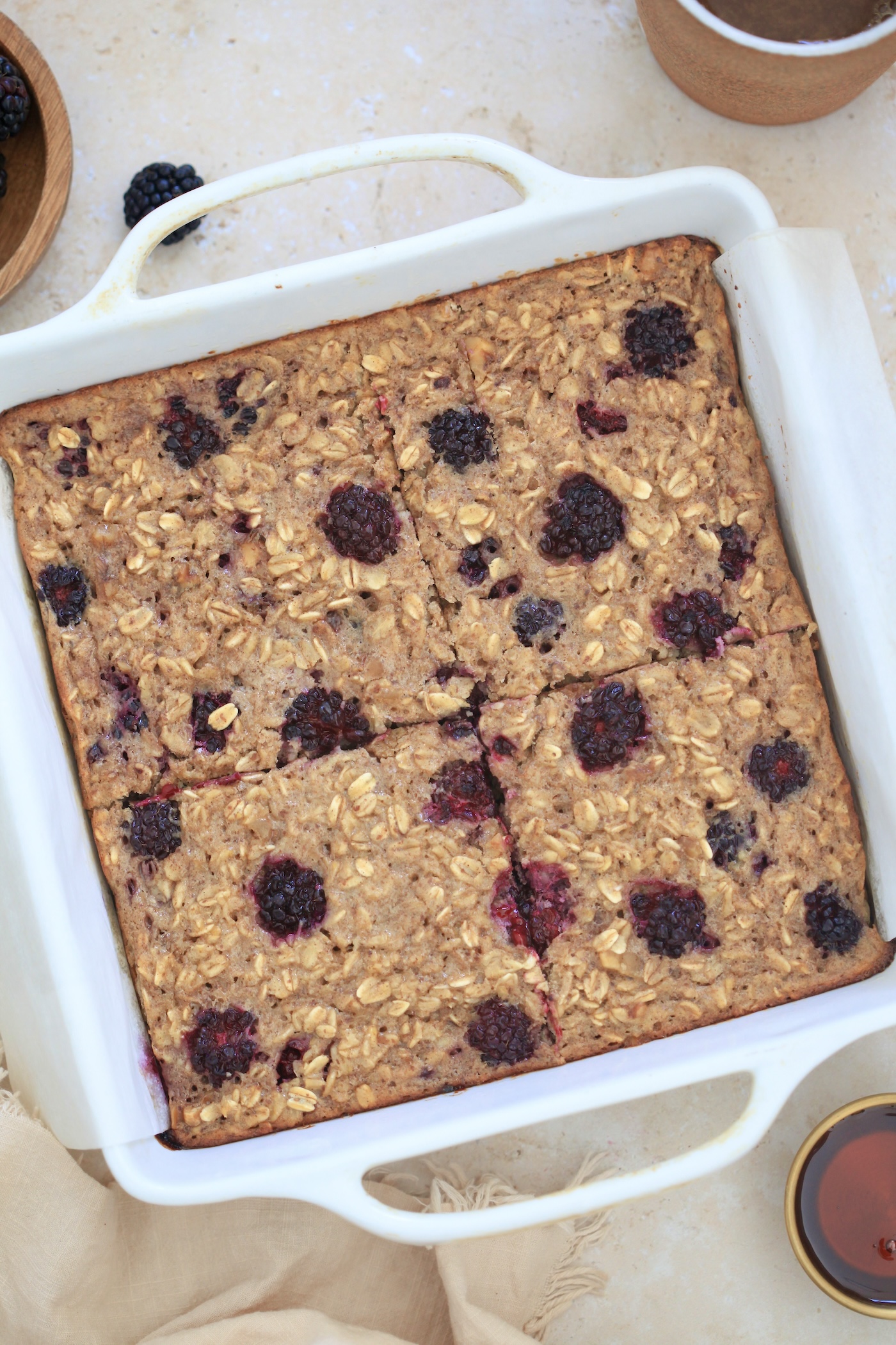 pan of oatmeal with blackberries.